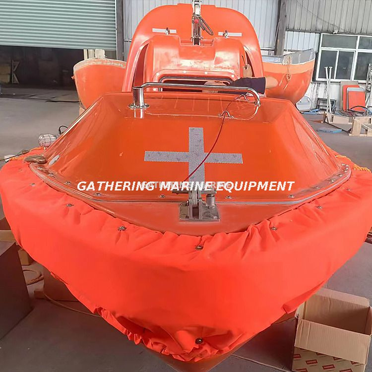 Bateau de sauvetage rapide FRC SOLAS en fibre de verre pour 6 à 15 personnes