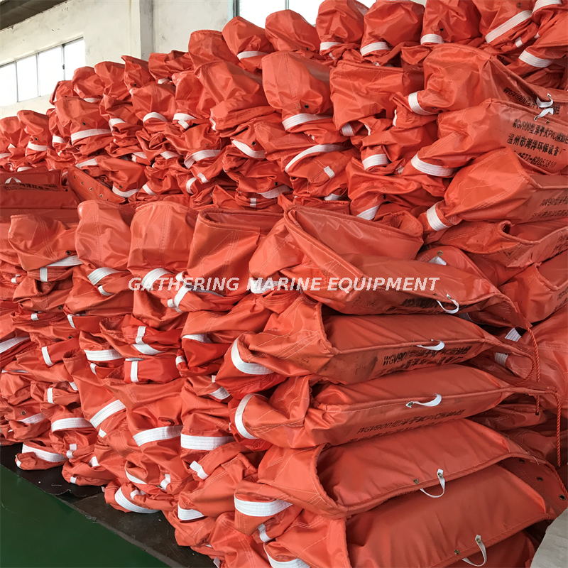 Boom absorbant les déversements d'hydrocarbures en PVC
