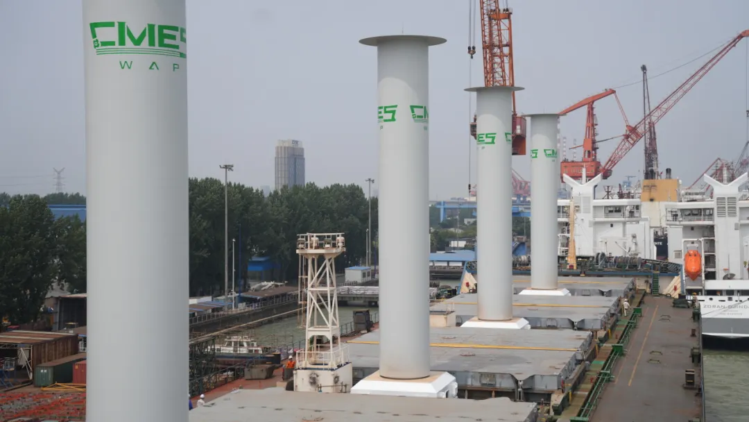 La première commande commerciale nationale de rotors mobiles à assistance éolienne de très grande taille a été signée