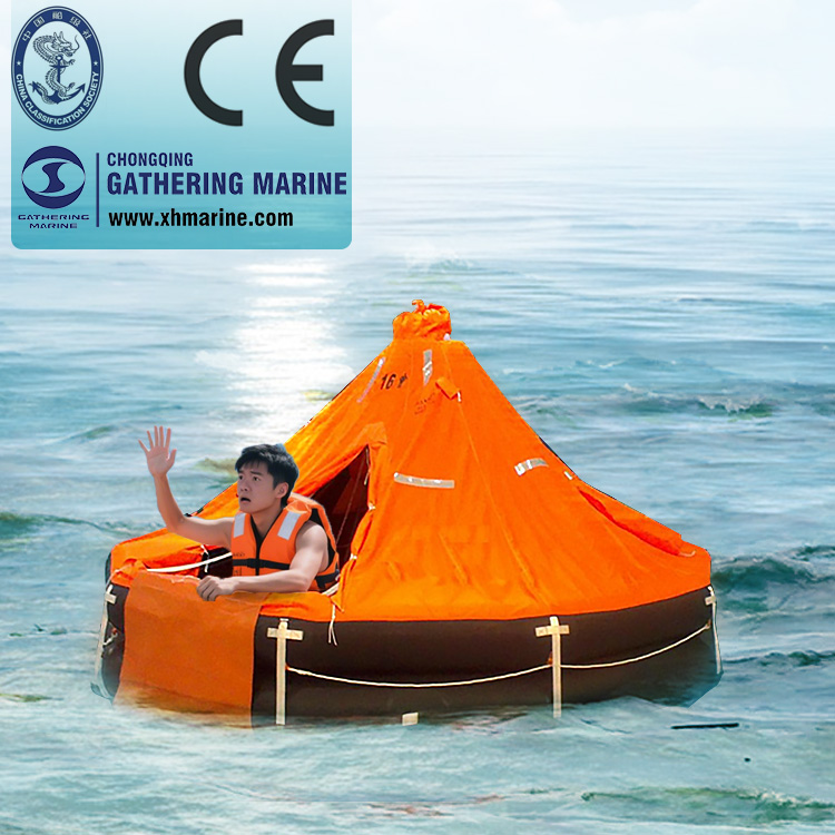 radeau de sauvetage mis à l'eau par bossoir29.1