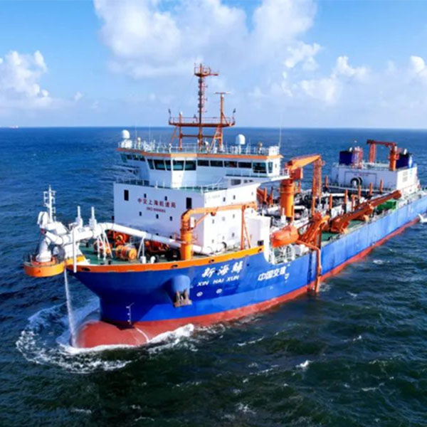 Deux types de dragues développées et conçues par la China State Shipbuilding Corporation 708 ont été livrées et la construction a commencé !