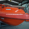 Bateau de sauvetage rapide FRC SOLAS en fibre de verre pour 6 à 15 personnes